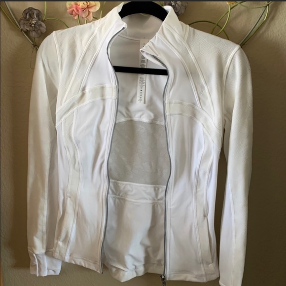 Lululemon jacket - Picture 3 of 3